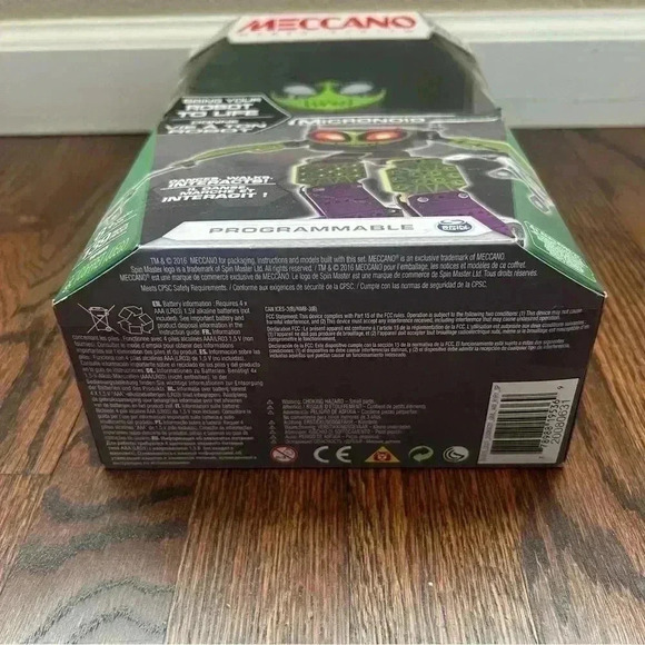 Meccano by Erector, Micronoid Green Switch, Programmable Robot Building Kit - Picture 6 of 9